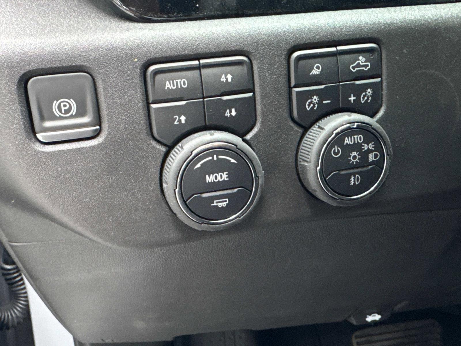 2025 Chevrolet Silverado 1500 Vehicle Photo in LOS ANGELES, CA 90007-3794