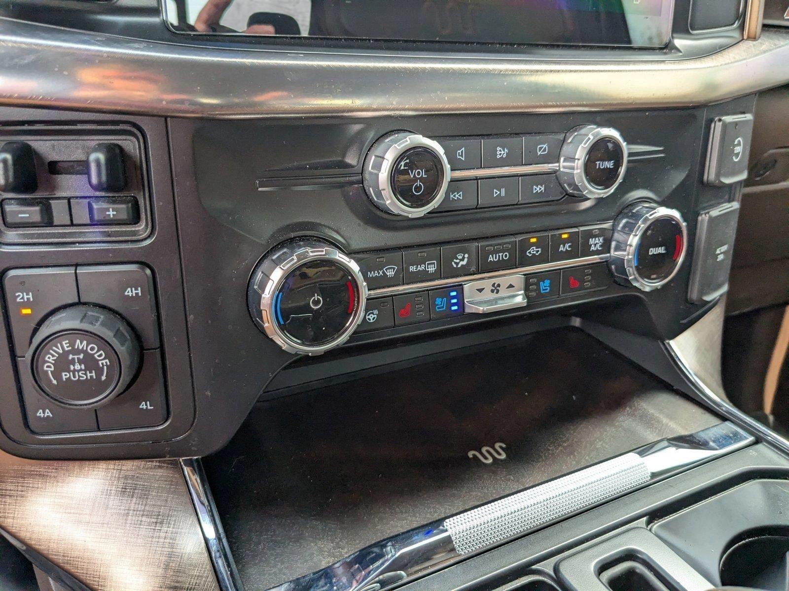 2024 Ford F-150 Vehicle Photo in St. Petersburg, FL 33713