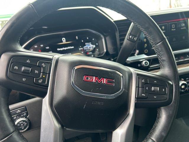 2024 GMC Sierra 1500 Vehicle Photo in MEDINA, OH 44256-9631