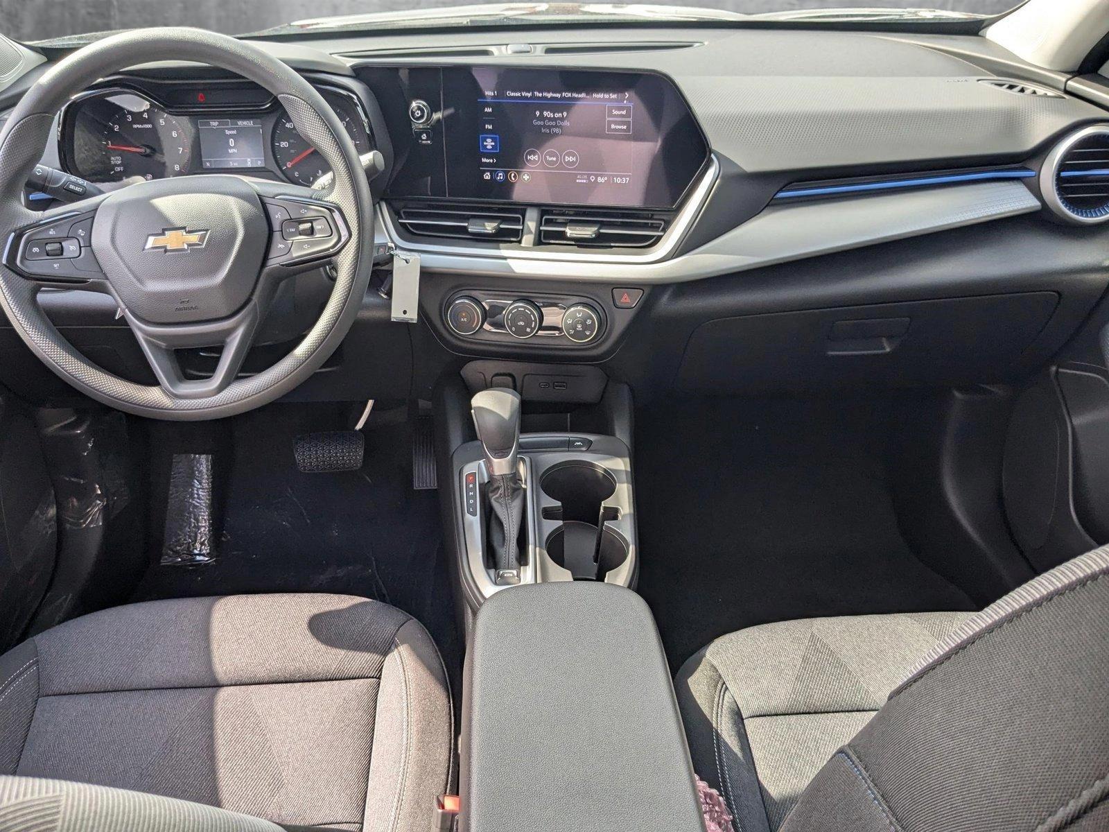 2025 Chevrolet Trax Vehicle Photo in MIAMI, FL 33134-2699