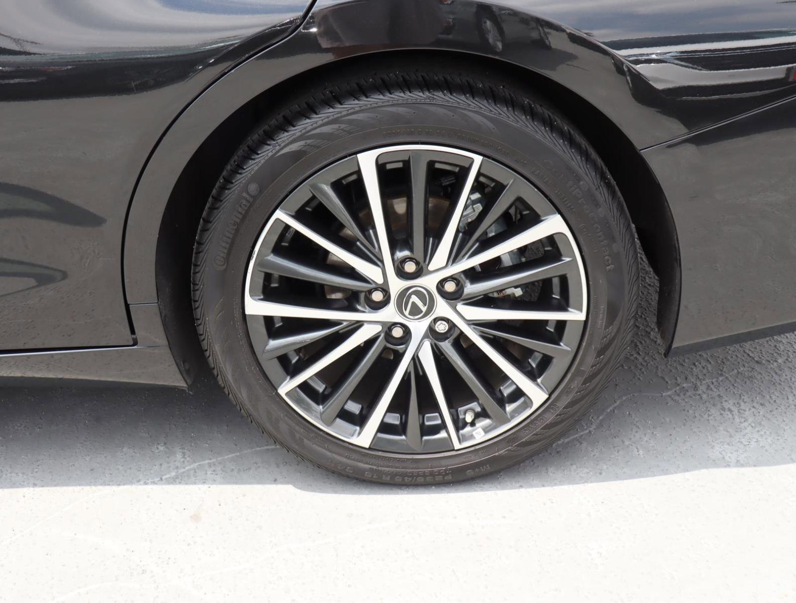 2024 Lexus ES Vehicle Photo in LOS ANGELES, CA 90007-3794