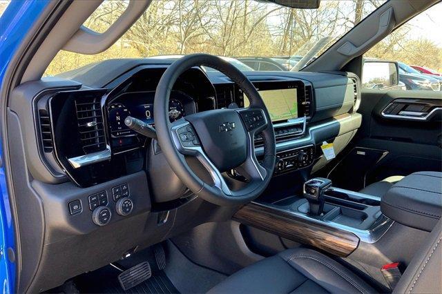 2025 Chevrolet Silverado 1500 Vehicle Photo in KANSAS CITY, MO 64114-4502