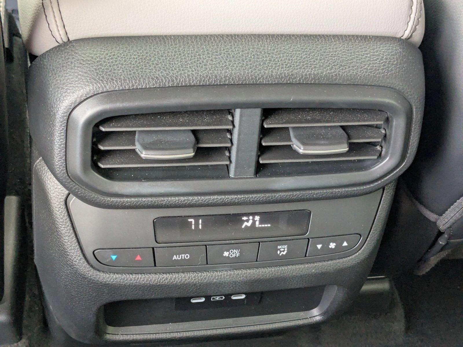 2024 Honda Pilot Vehicle Photo in Miami, FL 33015