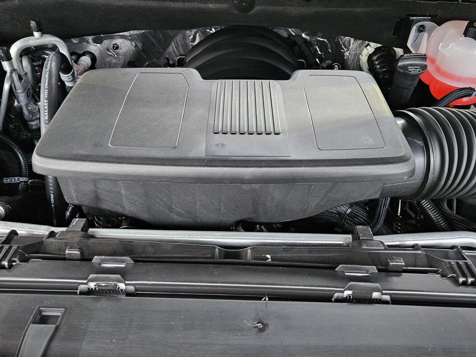 2025 Chevrolet Suburban Vehicle Photo in GREENACRES, FL 33463-3207
