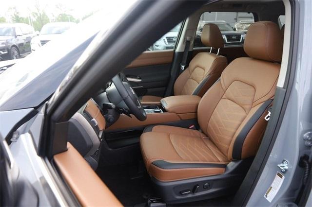 2025 Nissan Pathfinder Vehicle Photo in Hazelwood, MO 63042