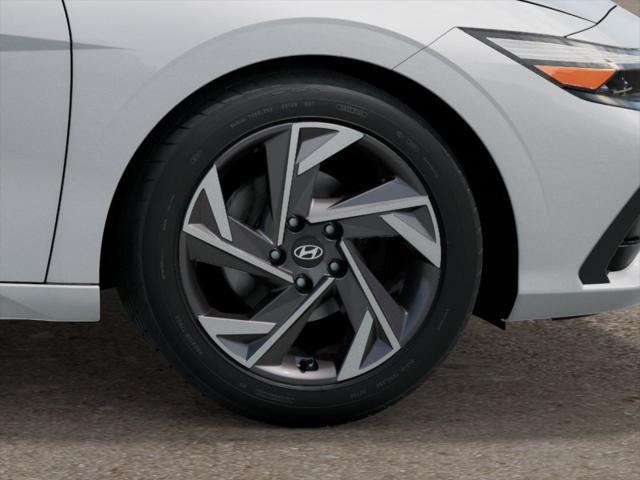 2025 Hyundai ELANTRA Vehicle Photo in Peoria, IL 61615