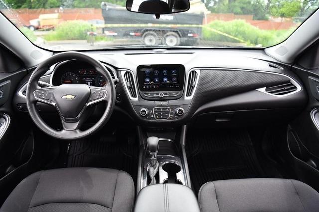 2023 Chevrolet Malibu Vehicle Photo in Ballwin, MO 63011