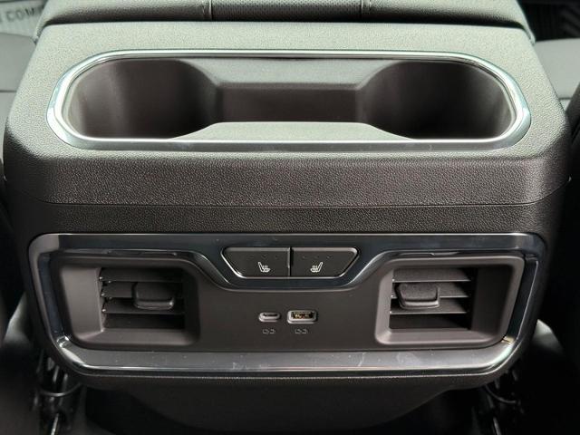 2025 Chevrolet Silverado 2500 HD Vehicle Photo in COLUMBIA, MO 65203-3903