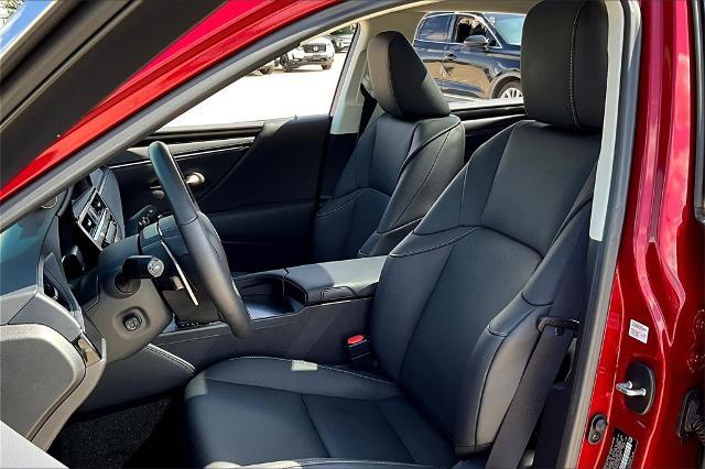 2025 Lexus ES 350 Vehicle Photo in Grapevine, TX 76051