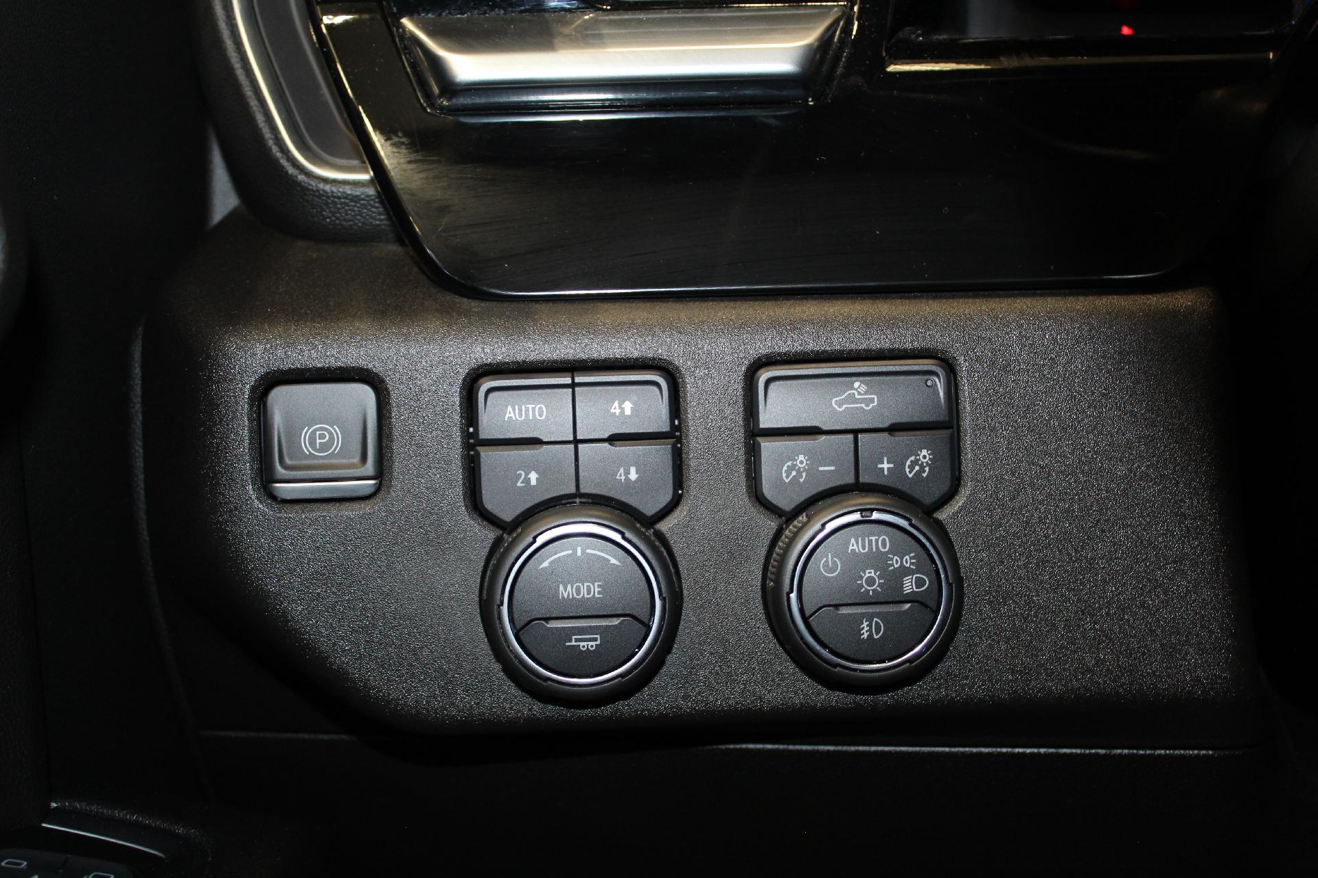 2023 Chevrolet Silverado 1500 Vehicle Photo in NORTHAMPTON, MA 01060-1120