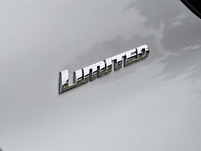 2020 Toyota 4Runner Vehicle Photo in DENTON, TX 76210-9321