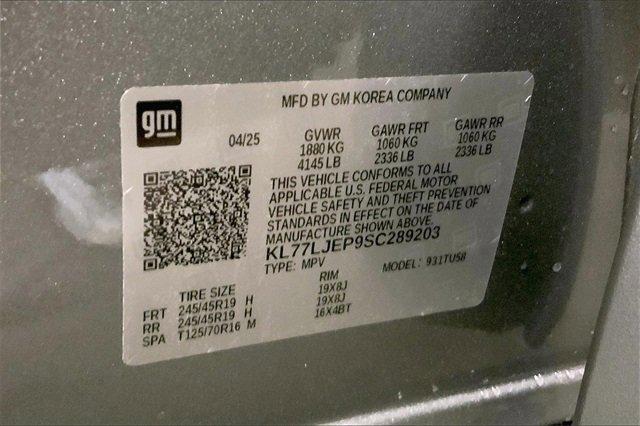 2025 Chevrolet Trax Vehicle Photo in KANSAS CITY, MO 64114-4502