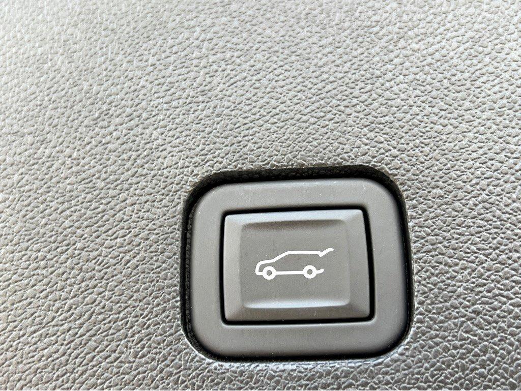 2024 Cadillac XT6 Vehicle Photo in SAVANNAH, GA 31406-4513