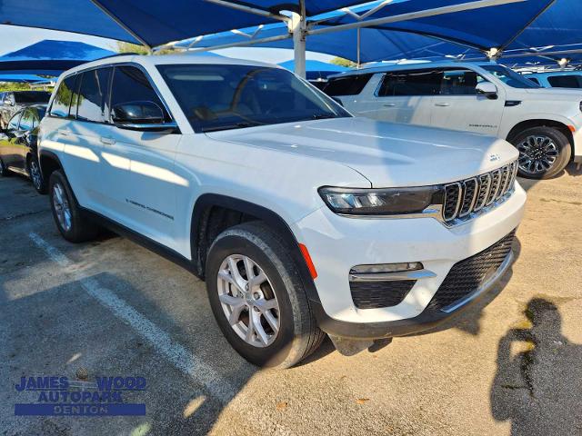2022 Jeep Grand Cherokee Vehicle Photo in DENTON, TX 76210-9321