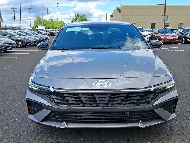 2025 Hyundai ELANTRA Hybrid Vehicle Photo in Philadelphia, PA 19116