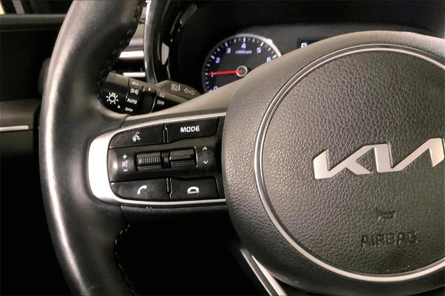 2024 Kia K5 Vehicle Photo in Lees Summit, MO 64086
