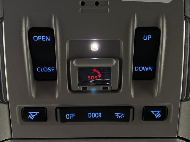 2022 Toyota Highlander Vehicle Photo in Appleton, WI 54913