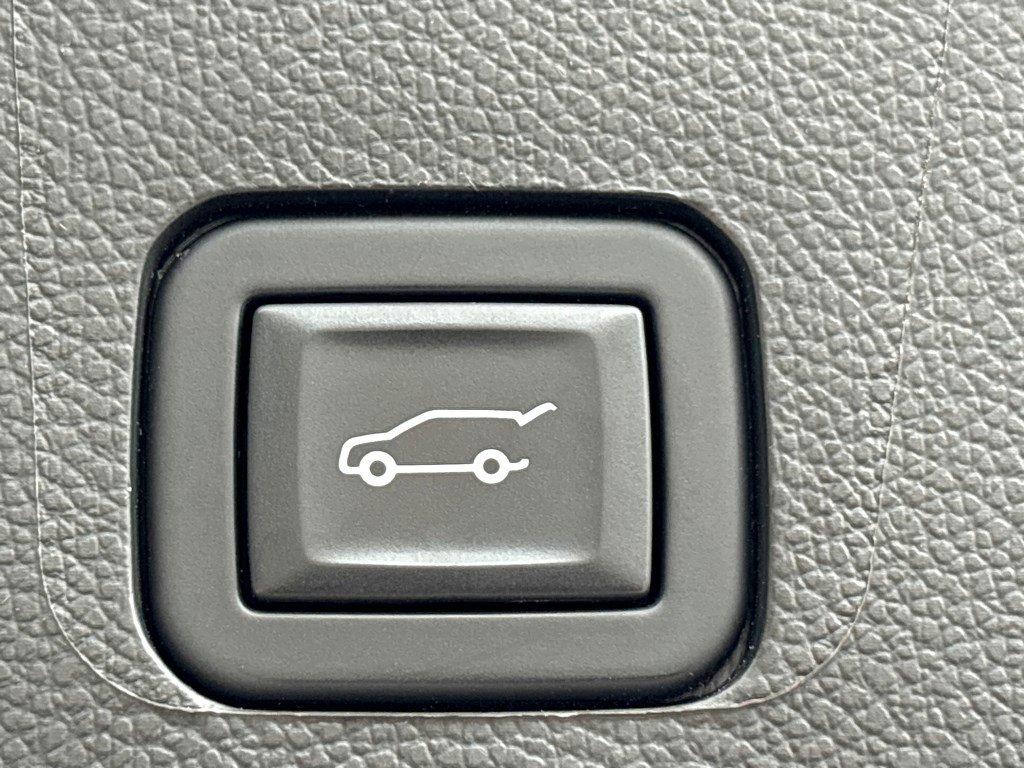 2023 Chevrolet Traverse Vehicle Photo in SAVANNAH, GA 31406-4513