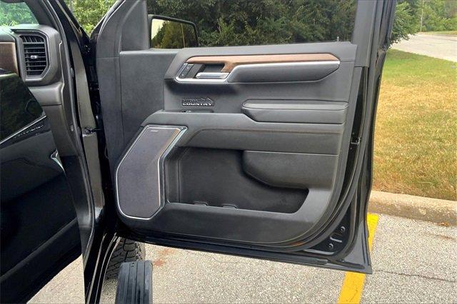 2023 Chevrolet Silverado 1500 Vehicle Photo in KANSAS CITY, MO 64114-4545