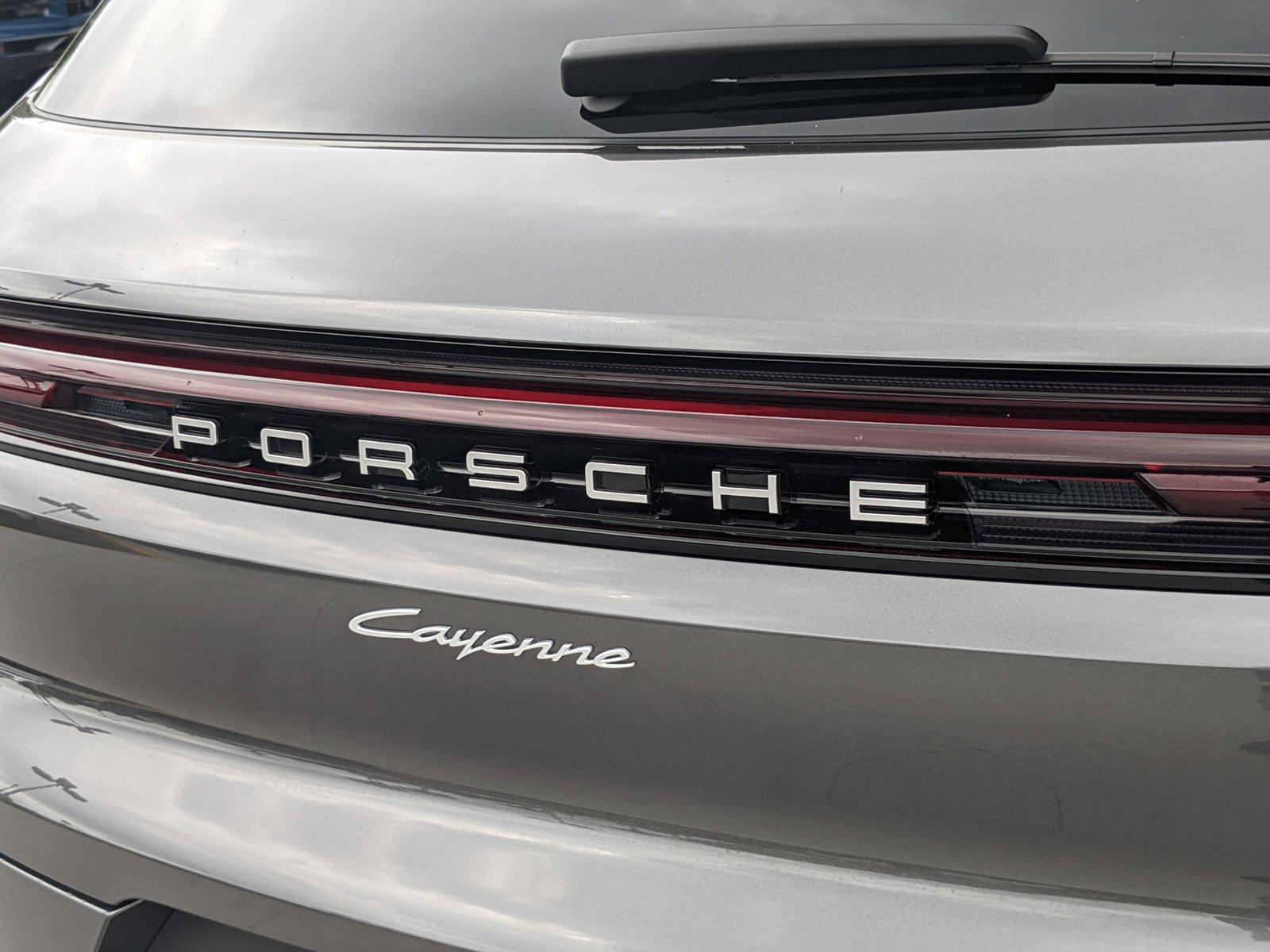 2024 Porsche Cayenne Vehicle Photo in Maitland, FL 32751