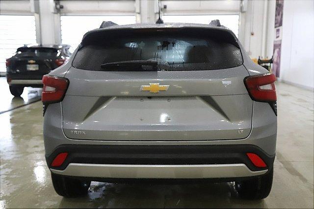 2025 Chevrolet Trax Vehicle Photo in MEDINA, OH 44256-9001