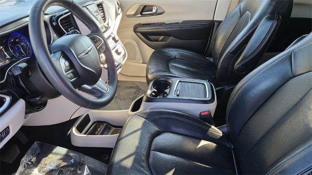 2022 Chrysler Pacifica Vehicle Photo in FLAGSTAFF, AZ 86001-6214