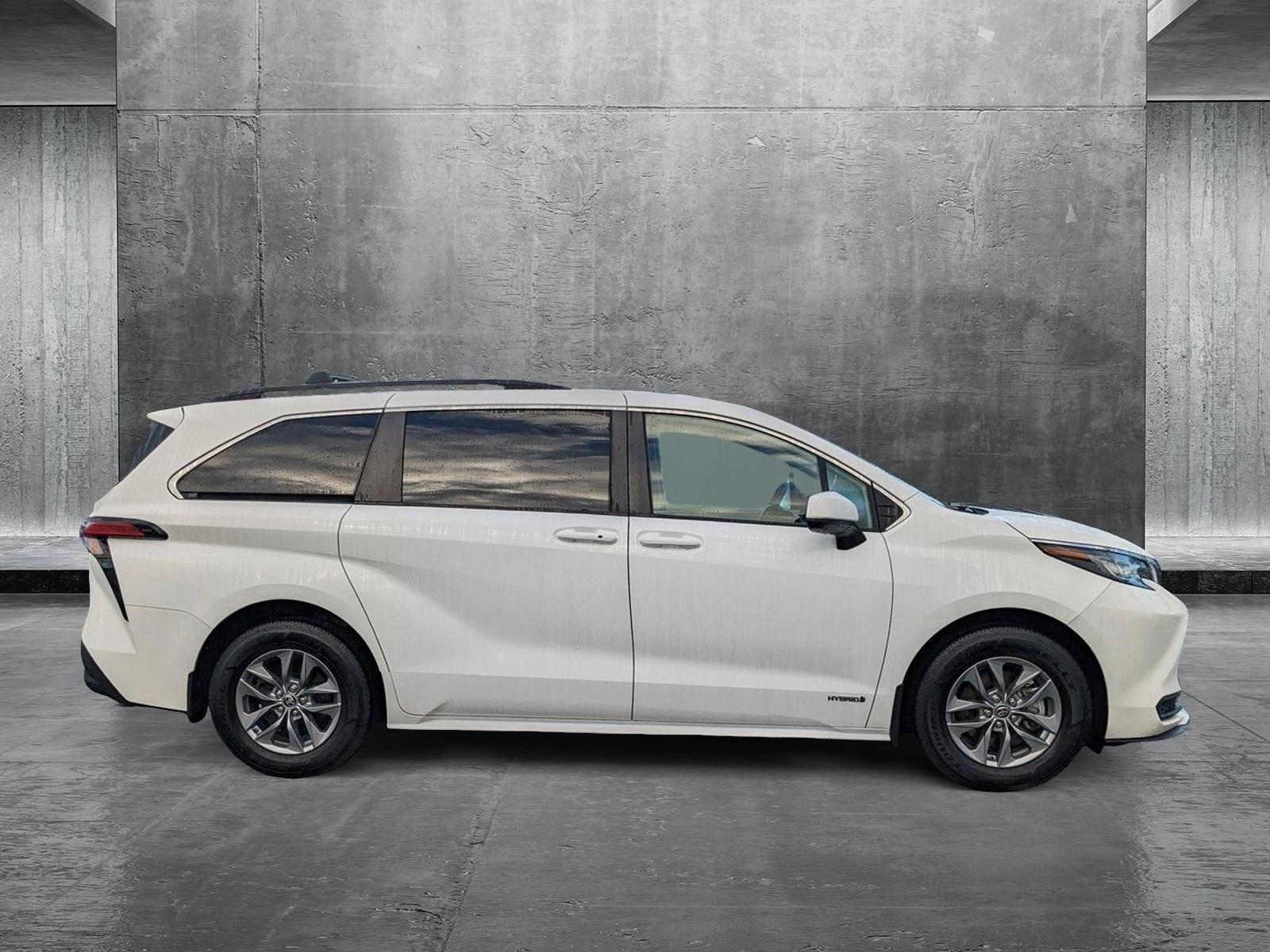 2021 Toyota Sienna Vehicle Photo in Sanford, FL 32771