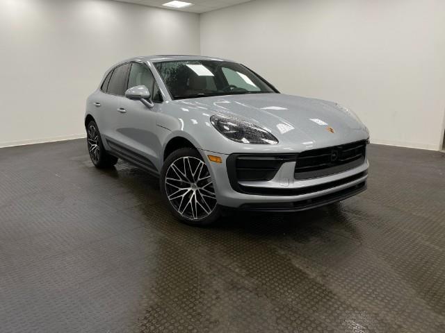 2024 Porsche Macan Vehicle Photo in Appleton, WI 54913