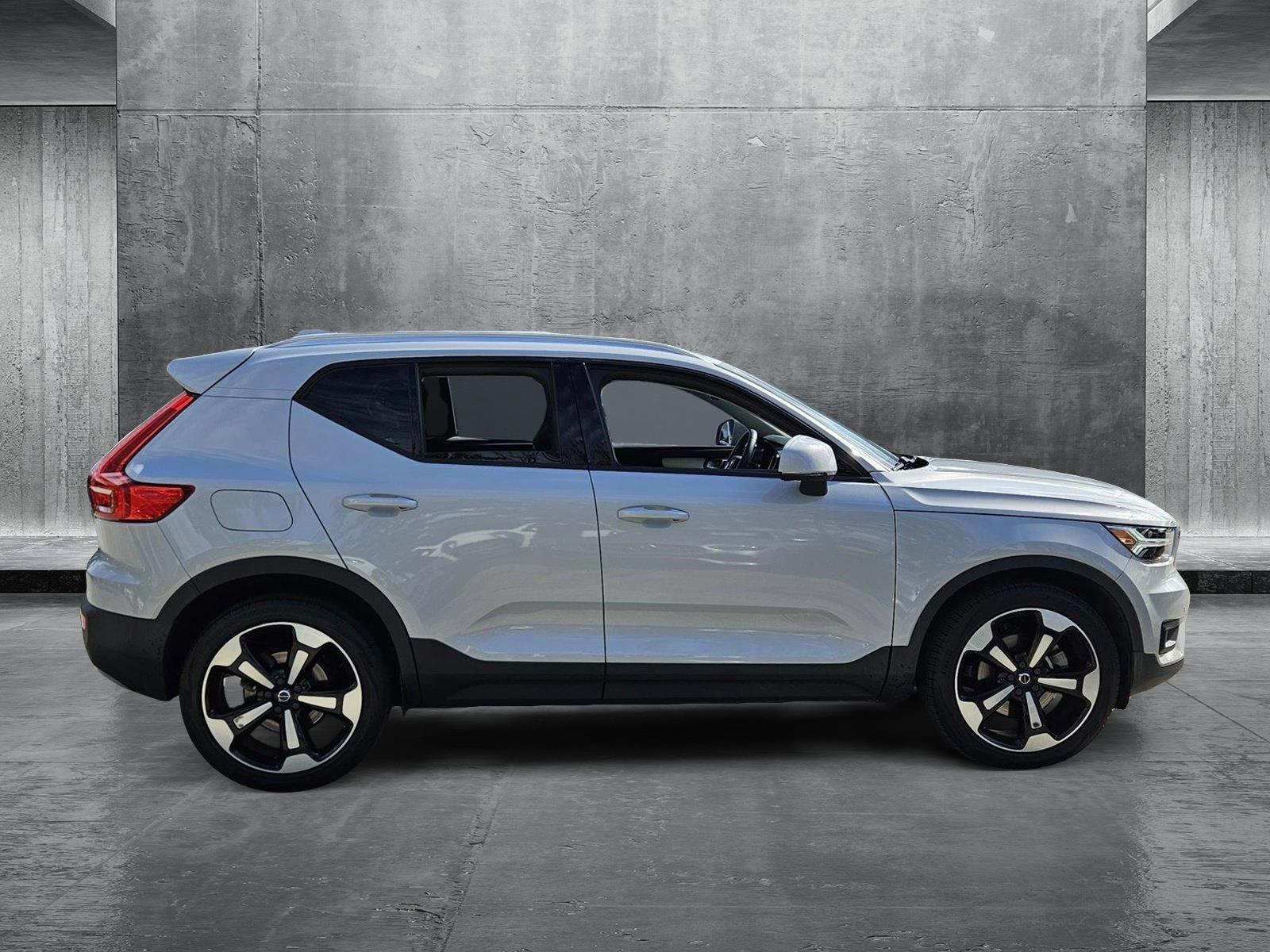 2022 Volvo XC40 Vehicle Photo in Pembroke Pines , FL 33027