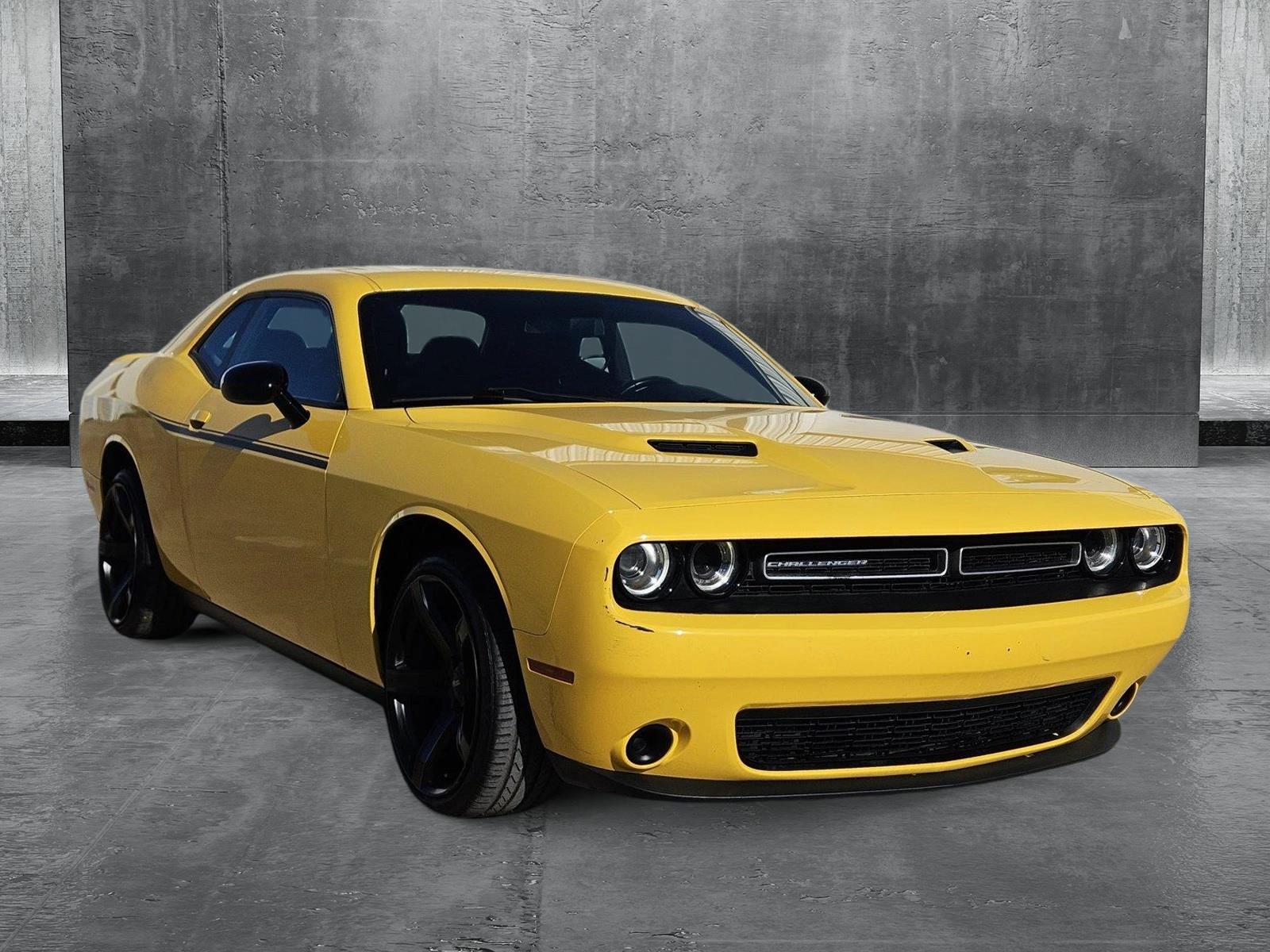 2018 Dodge Challenger Vehicle Photo in NORTH RICHLAND HILLS, TX 76180-7199