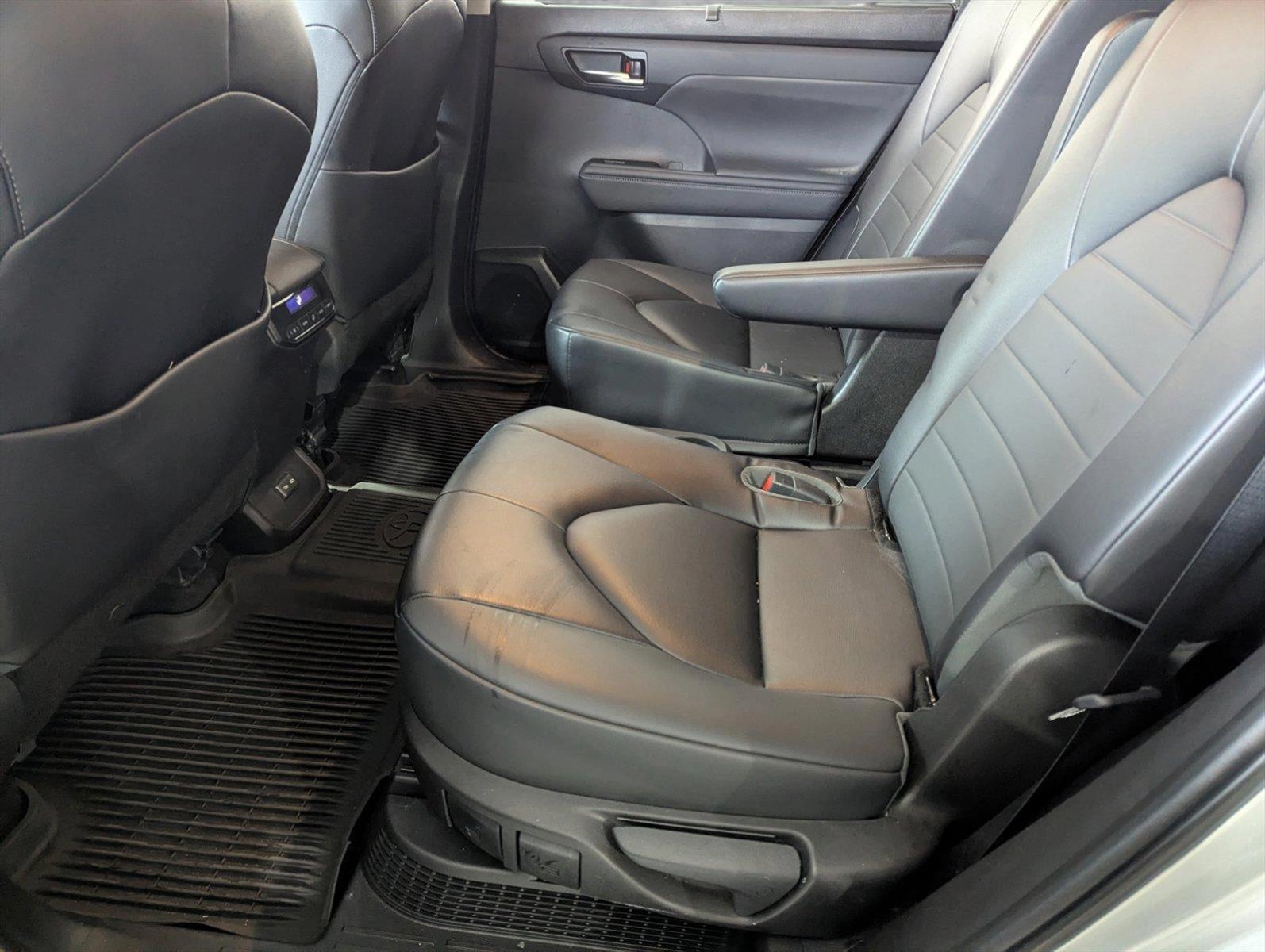 2023 Toyota Highlander Vehicle Photo in Ft. Myers, FL 33907