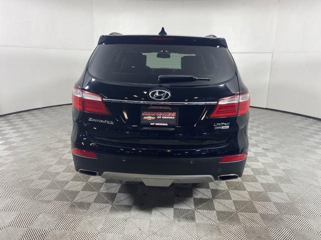 2015 Hyundai Santa Fe Vehicle Photo in MEDINA, OH 44256-9001