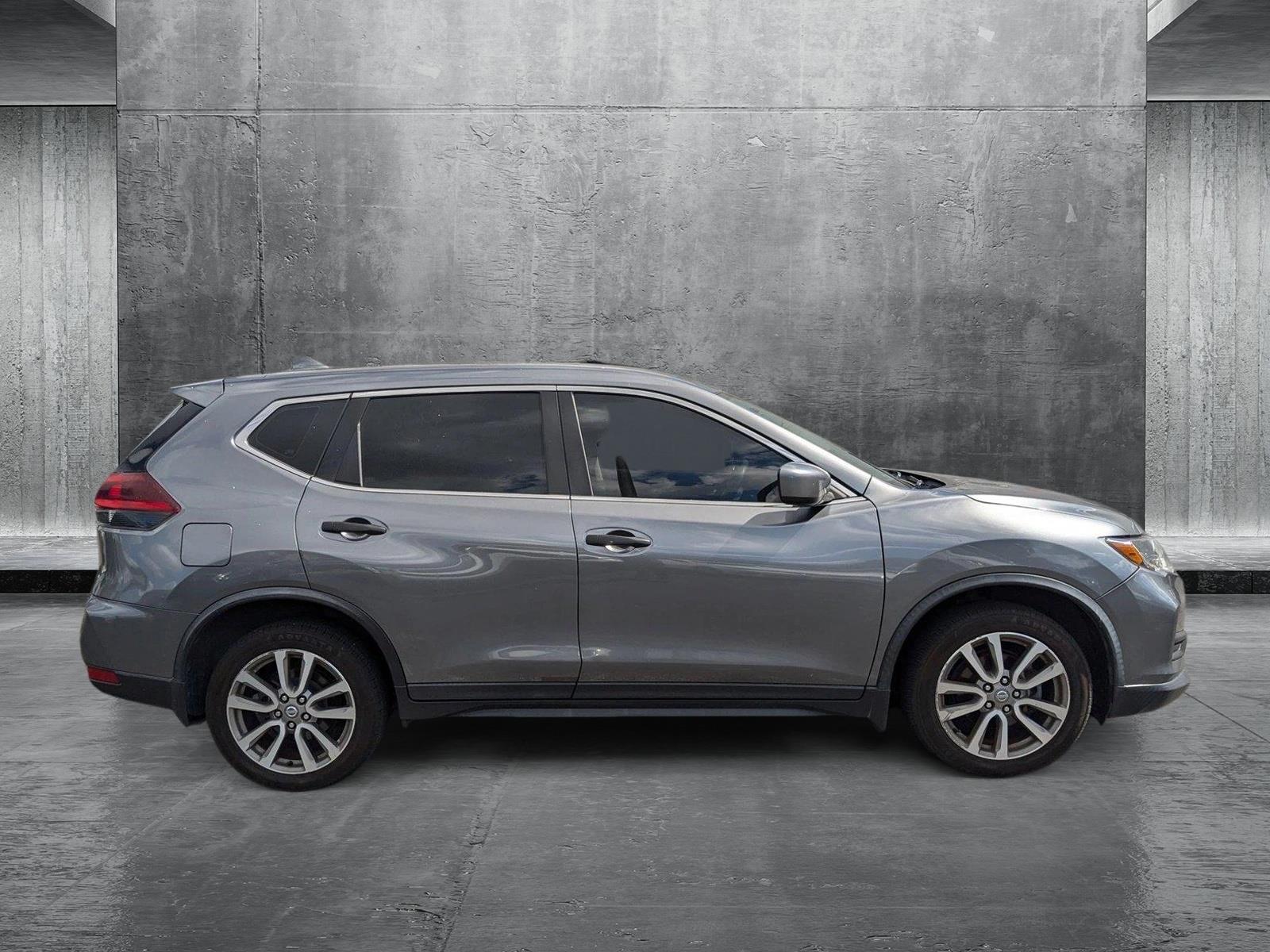 2018 Nissan Rogue Vehicle Photo in Miami, FL 33015