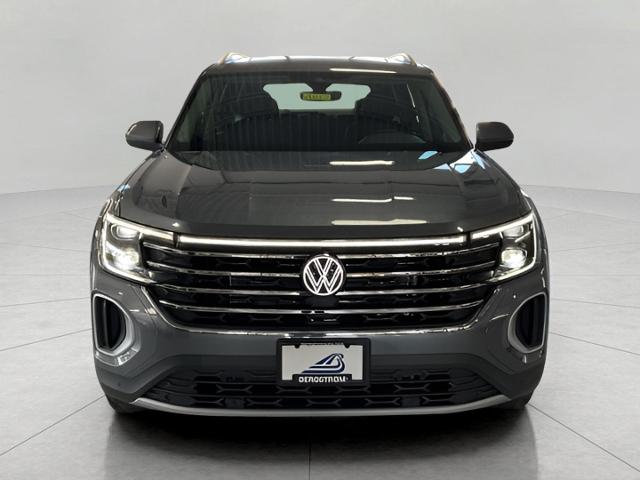 2025 Volkswagen Atlas Vehicle Photo in Oshkosh, WI 54904