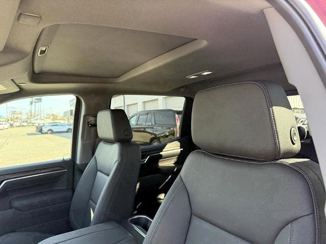 2025 GMC Sierra 1500 Vehicle Photo in CHICOPEE, MA 01020-5001