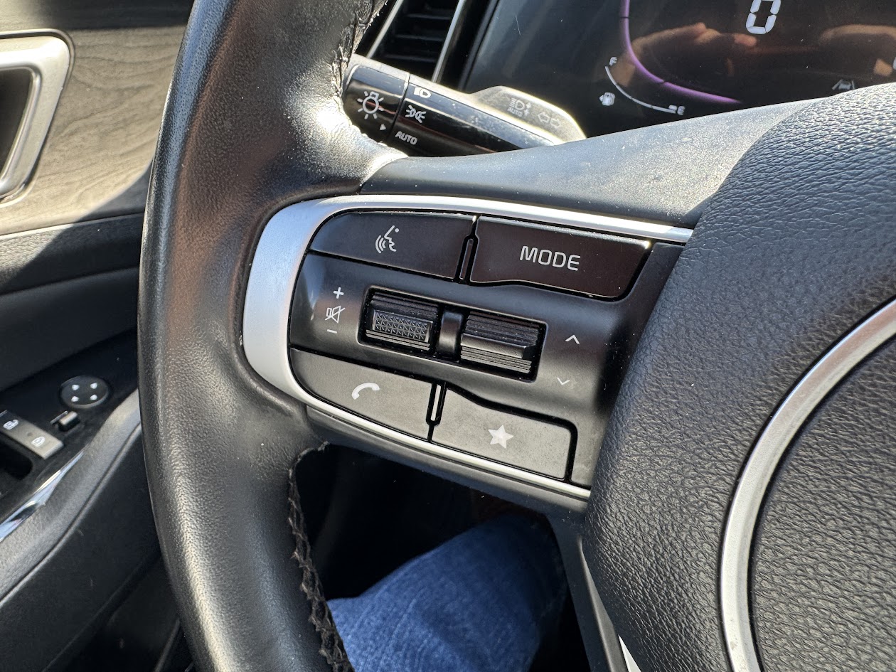 2023 Kia Sportage Vehicle Photo in BOONVILLE, IN 47601-9633