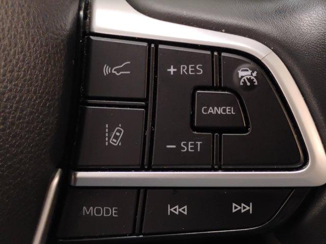 2023 Toyota Highlander Vehicle Photo in PINEVILLE, NC 28134-8495