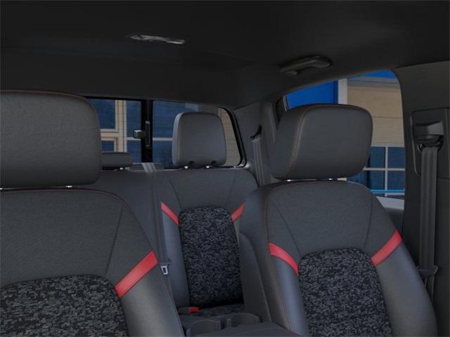 2025 Chevrolet Colorado Vehicle Photo in ENGLEWOOD, CO 80113-6708