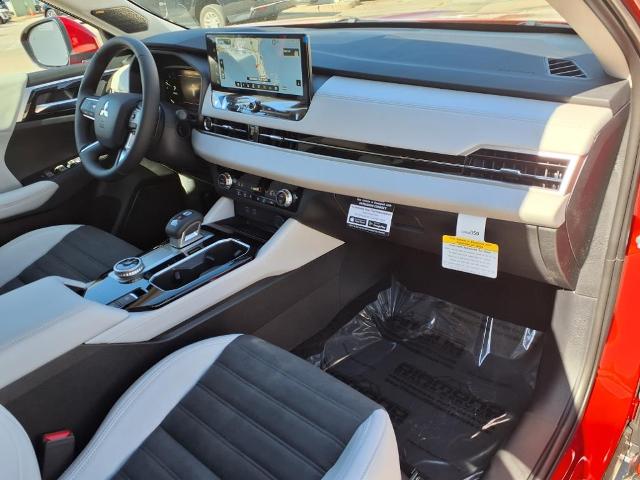 2025 Mitsubishi Outlander Vehicle Photo in Tampa, FL 33612