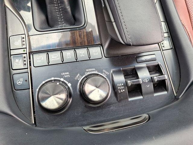 2018 Lexus LX 570 Vehicle Photo in DANBURY, CT 06810-5034