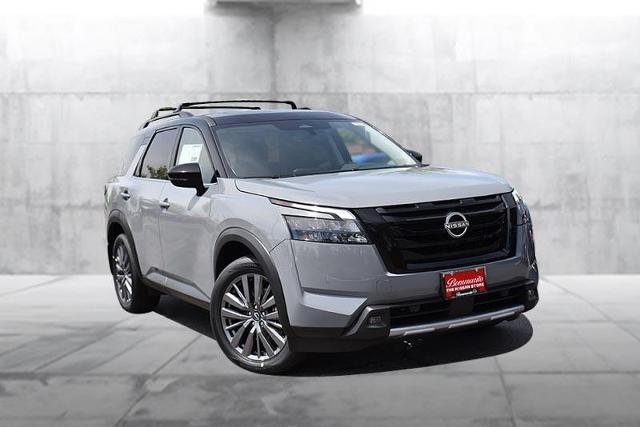 2025 Nissan Pathfinder Vehicle Photo in Ballwin, MO 63011