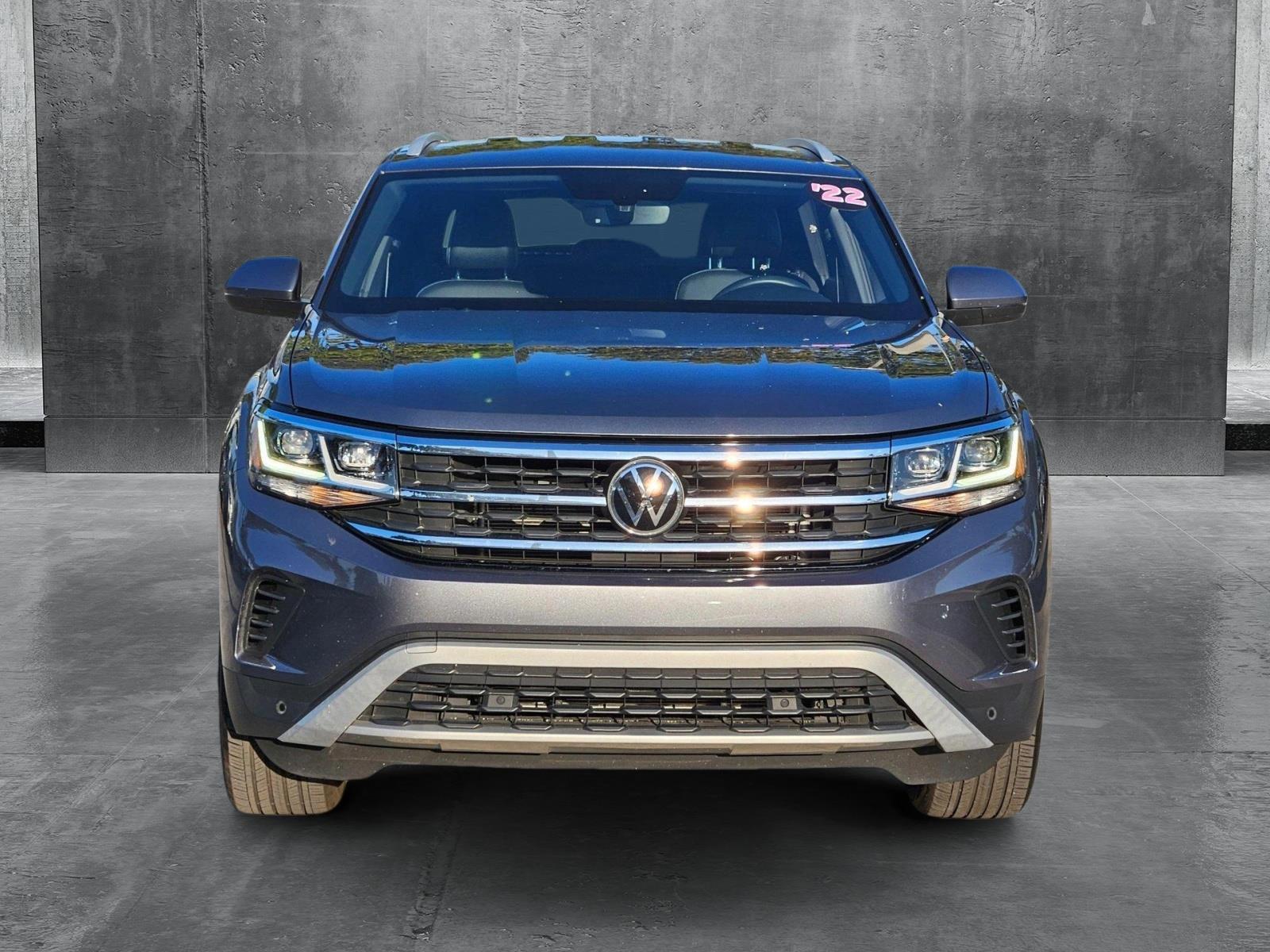 2022 Volkswagen Atlas Cross Sport Vehicle Photo in Pembroke Pines , FL 33027