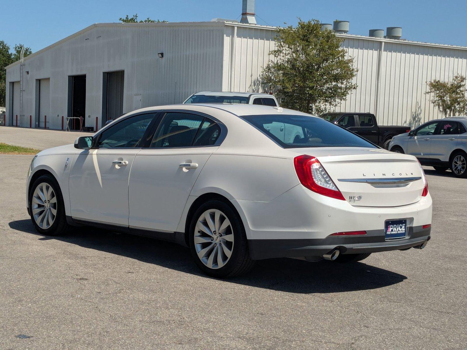 2015 Lincoln MKS Vehicle Photo in St. Petersburg, FL 33713