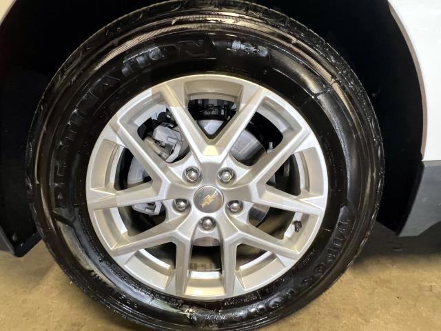 2022 Chevrolet Equinox Vehicle Photo in Roslyn, NY 11576