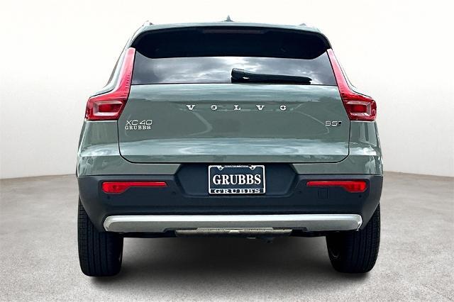 2025 Volvo XC40 Vehicle Photo in Houston, TX 77007