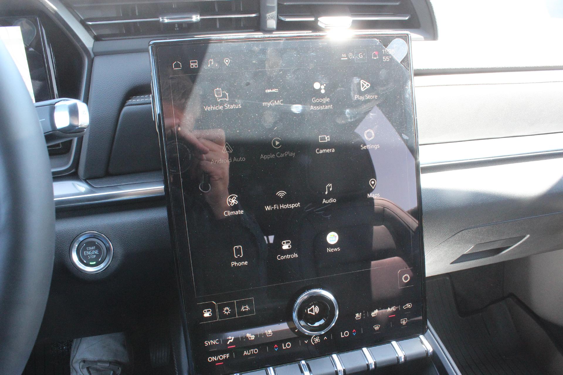 2026 GMC Terrain Vehicle Photo in AURORA, CO 80012-4011