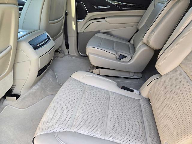 2021 Cadillac Escalade Vehicle Photo in DENTON, TX 76210-9321