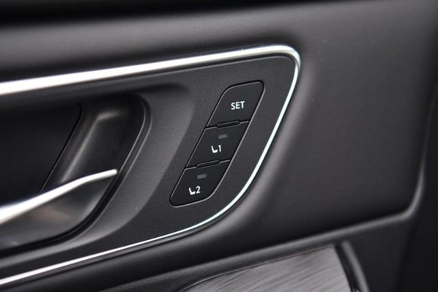 2025 Nissan Rogue Vehicle Photo in Ballwin, MO 63011