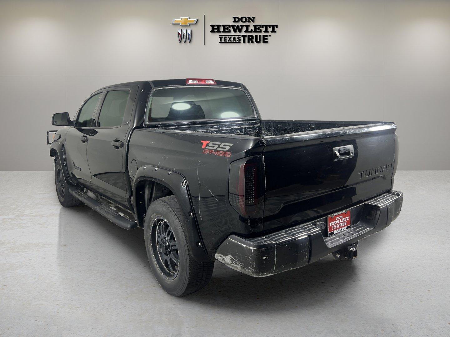 2017 Toyota Tundra 2WD Vehicle Photo in GEORGETOWN, TX 78626-7508