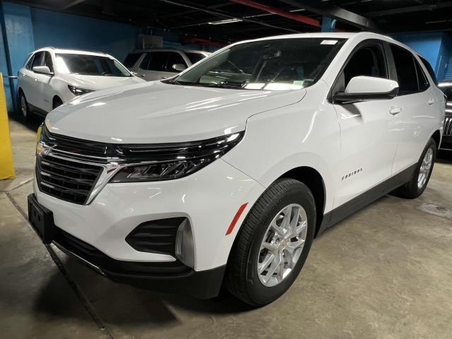 2022 Chevrolet Equinox Vehicle Photo in Roslyn, NY 11576